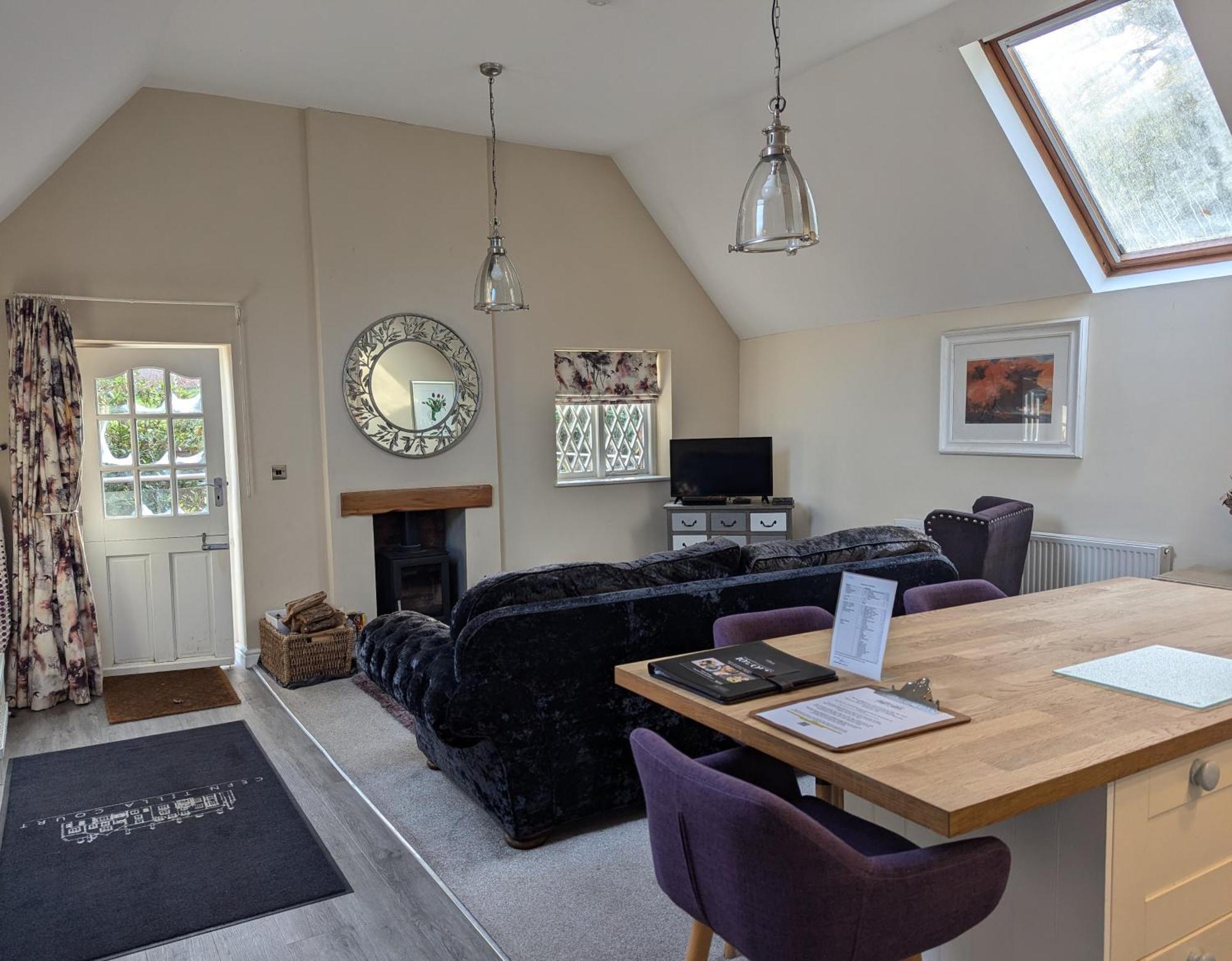 The Coach House Apartment At Cefn Tilla Court, 우스크 외부 사진
